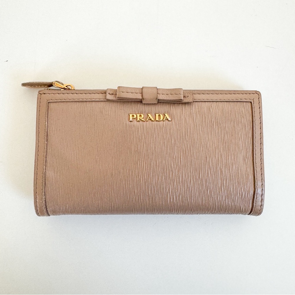 Prada Bow Wallet in Beige